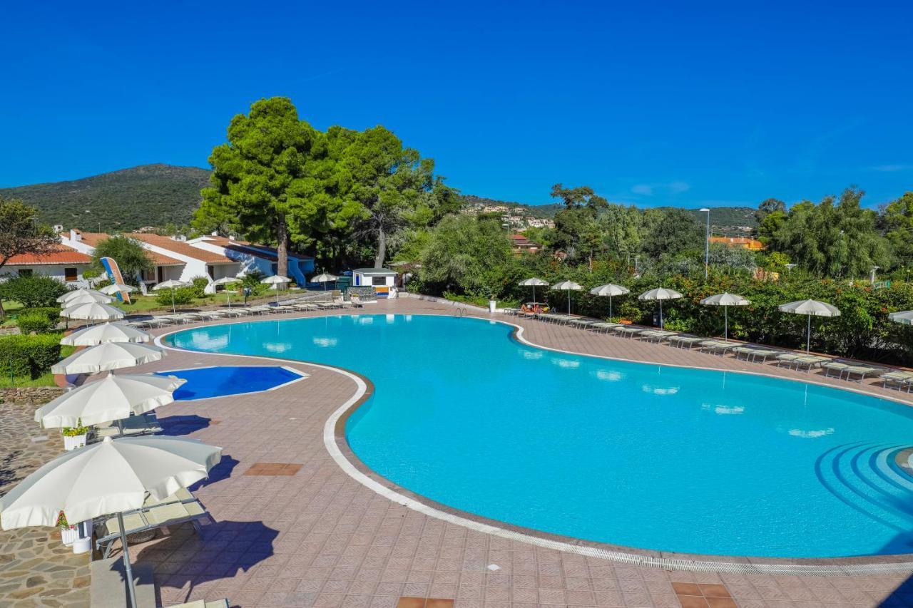 Villaggio Li Cucutti Agrustos Exterior foto